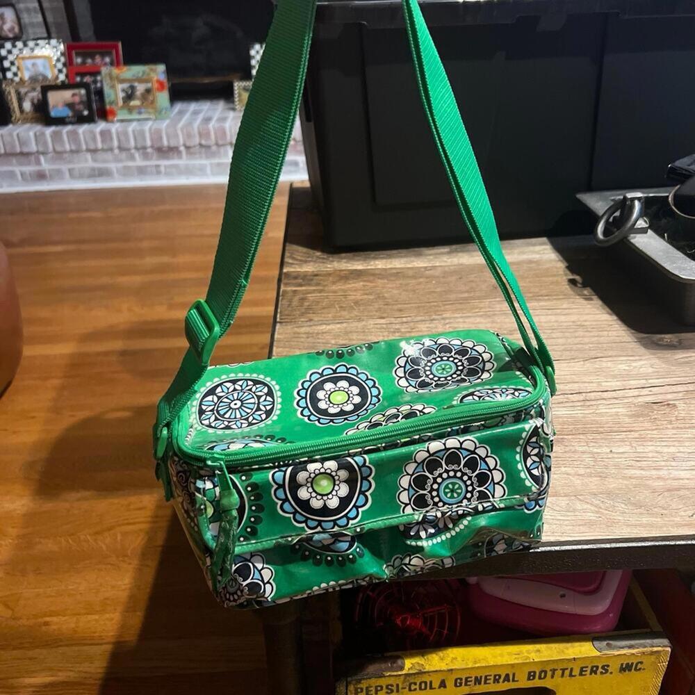 Vera Bradley CUPCAKES GREEN MINI COOLER Lunch Snack Adjustable Strap green